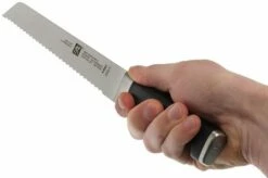 Zwilling 30076-201 Four Star II Bread Knife -Knives Low Price ZW30076 201 05 zwilling four star ii zw30076 201 05