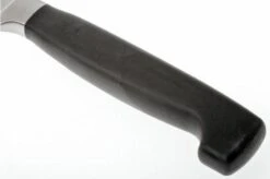 Zwilling J.A. Henckels Four Star Paring Knife 2 3/4" 6 Zwilling J.A. Henckels Four Star Paring Knife 2 3/4" -Knives Low Price ZW31070 060 03 zwilling 4star 31070 060 groentemes d3